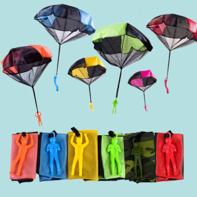 Muñeco con Paracaídas Juego al Aire Libre en Color